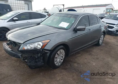 2008 Honda Accord 2.4 Lx z USA, uszkodzony, nr VIN 1HGCP26328A155467